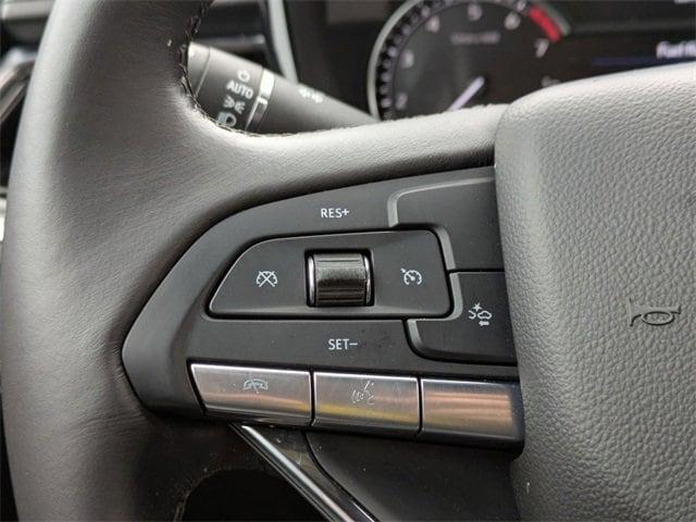 used 2024 Cadillac XT6 car, priced at $33,495