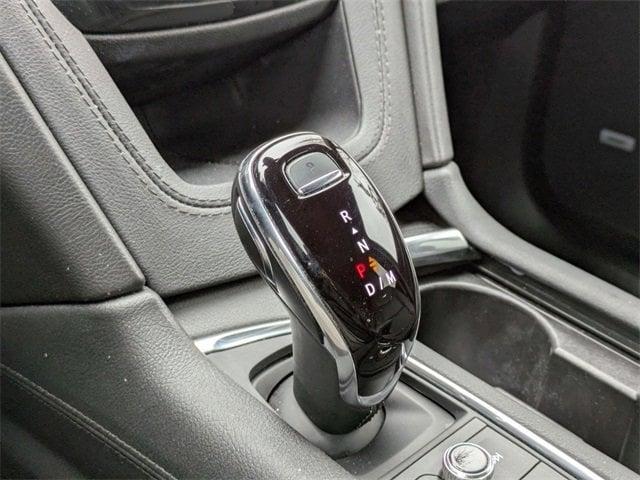 used 2024 Cadillac XT6 car, priced at $33,495