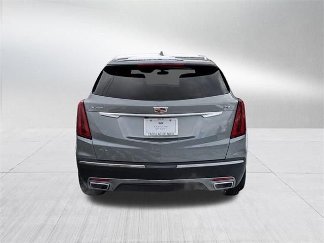 new 2025 Cadillac XT5 car, priced at $55,684