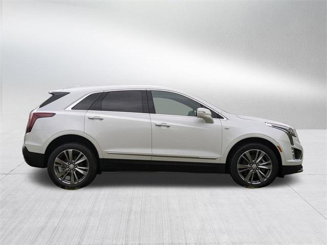 new 2025 Cadillac XT5 car, priced at $55,610