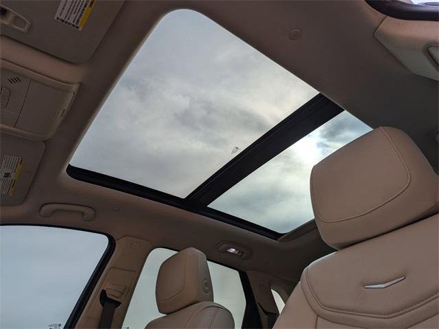 used 2017 Cadillac XT5 car, priced at $14,140