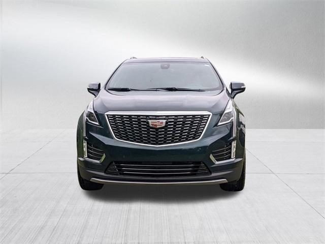 new 2025 Cadillac XT5 car, priced at $55,010