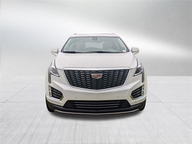 new 2025 Cadillac XT5 car, priced at $55,610