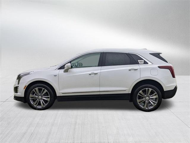 new 2025 Cadillac XT5 car, priced at $55,610