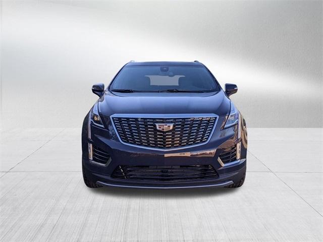 new 2025 Cadillac XT5 car, priced at $55,010