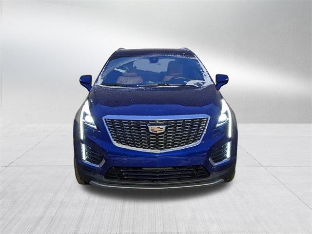 new 2025 Cadillac XT5 car, priced at $55,010