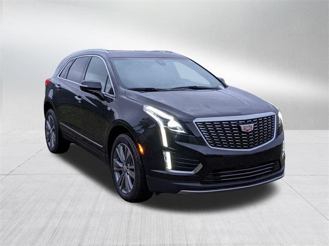 new 2025 Cadillac XT5 car, priced at $55,010