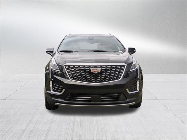 new 2025 Cadillac XT5 car, priced at $58,585