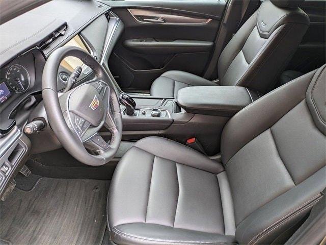 used 2023 Cadillac XT5 car, priced at $30,995