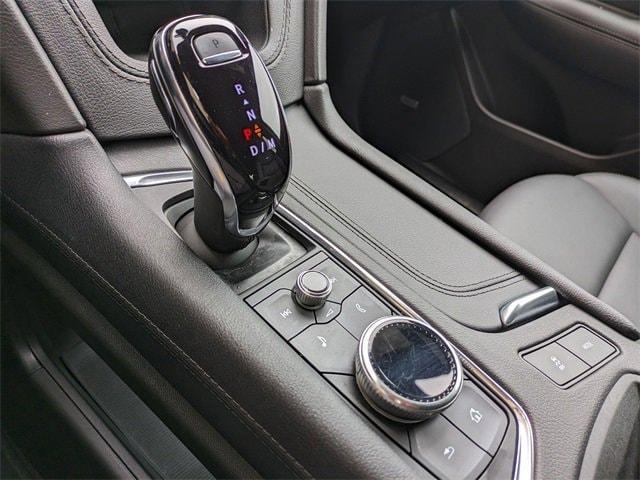 used 2023 Cadillac XT5 car, priced at $31,386