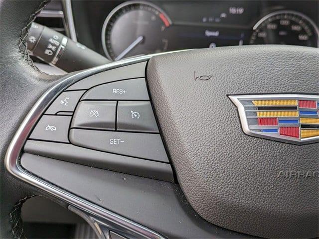 used 2023 Cadillac XT5 car, priced at $31,386