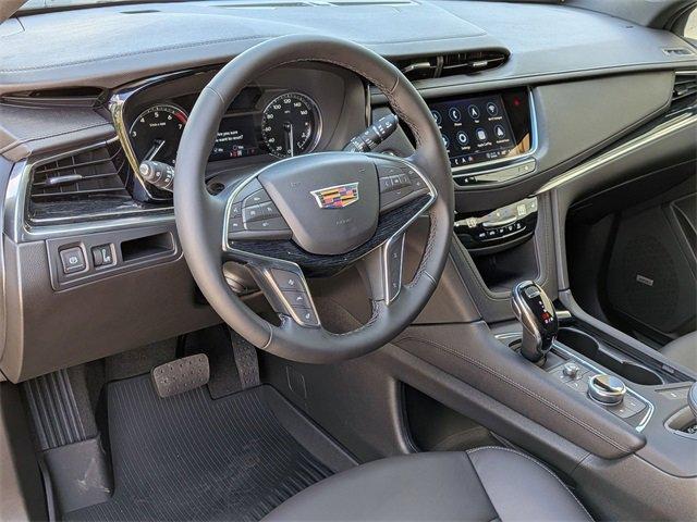 new 2025 Cadillac XT5 car, priced at $55,439