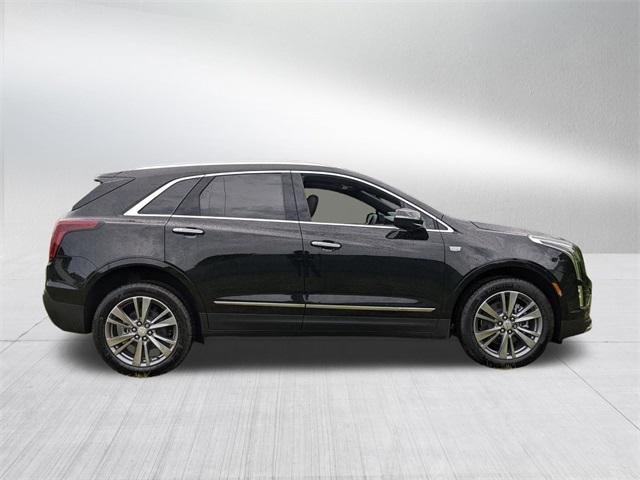 new 2025 Cadillac XT5 car, priced at $54,010