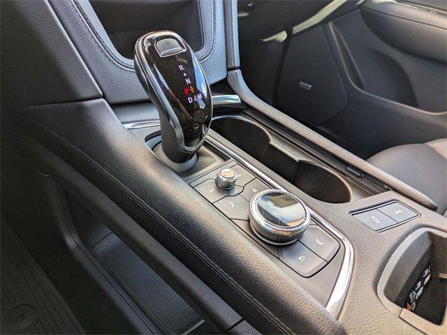 used 2022 Cadillac XT5 car, priced at $35,723