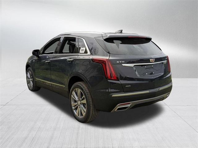 new 2025 Cadillac XT5 car, priced at $55,010