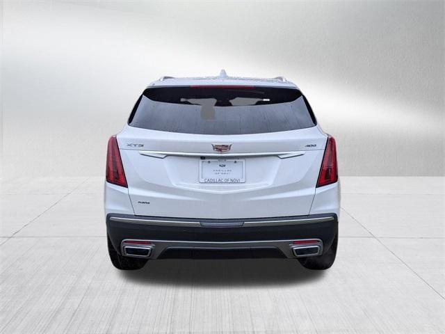 new 2025 Cadillac XT5 car, priced at $56,909