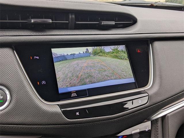 new 2025 Cadillac XT5 car, priced at $48,085