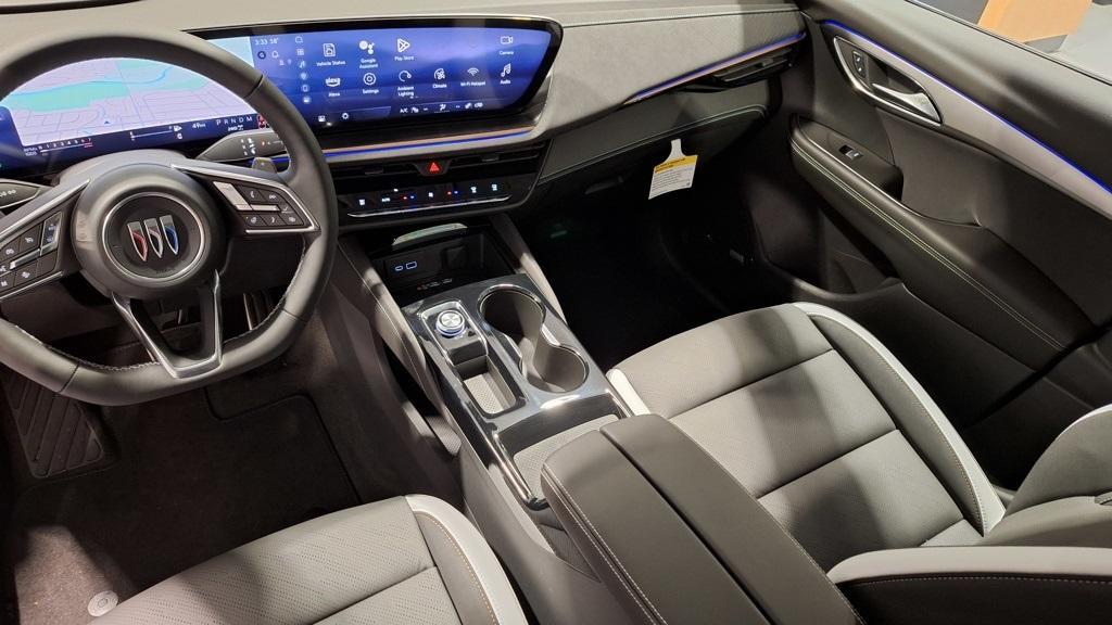 new 2025 Buick Envision car, priced at $37,999
