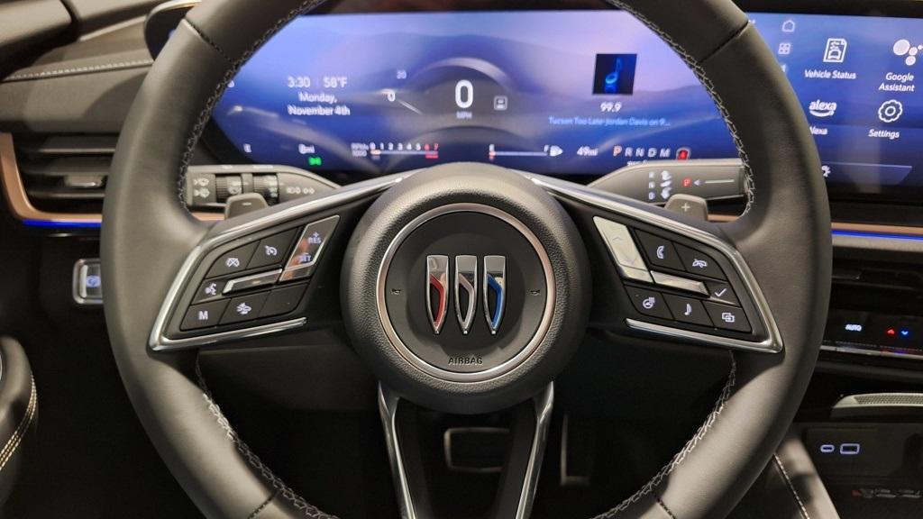 new 2025 Buick Envision car, priced at $37,999