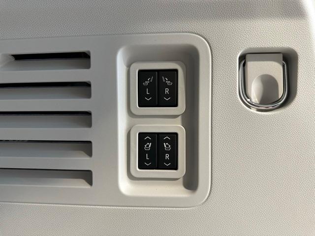 new 2025 GMC Acadia car, priced at $65,185
