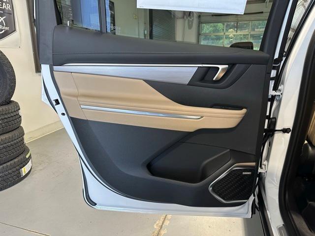 new 2025 Buick Enclave car, priced at $48,375