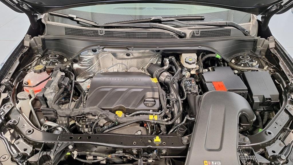 new 2024 Buick Envista car, priced at $28,260