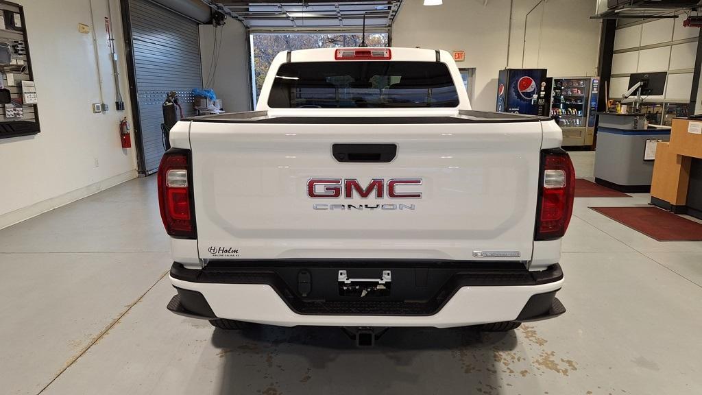 new 2024 GMC Canyon car, priced at $42,190