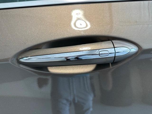 used 2019 Buick Envision car, priced at $19,196