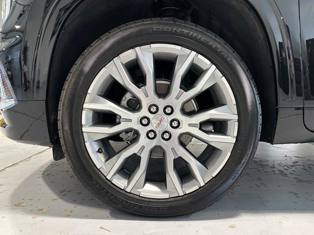 used 2025 GMC Acadia car, priced at $60,298