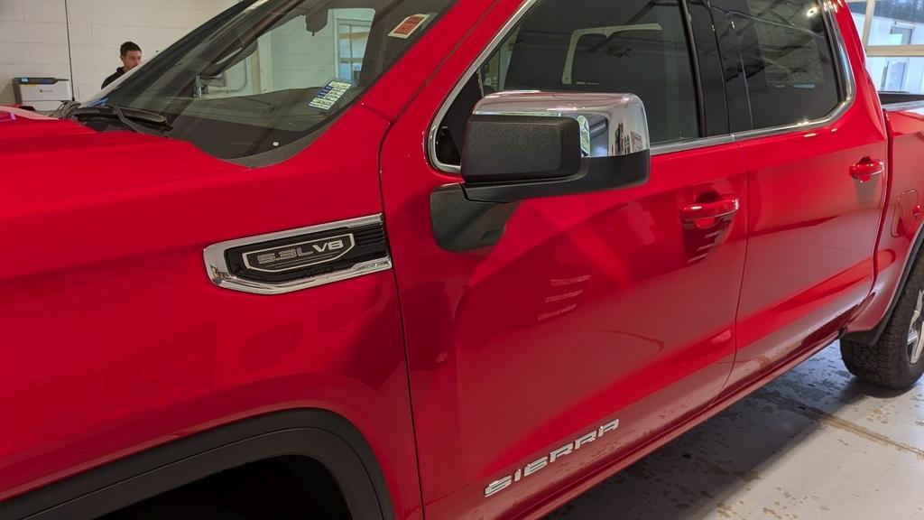 new 2025 GMC Sierra 1500 car, priced at $56,499
