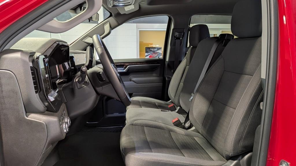 new 2025 GMC Sierra 1500 car, priced at $56,499