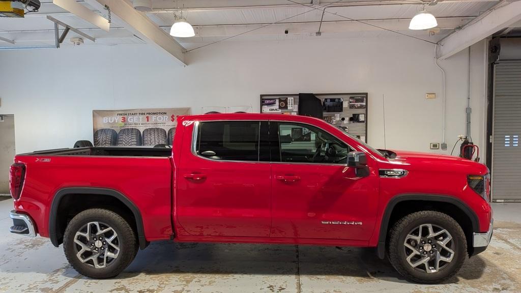 new 2025 GMC Sierra 1500 car, priced at $56,499