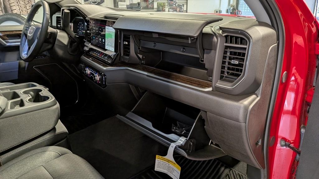 new 2025 GMC Sierra 1500 car, priced at $56,499