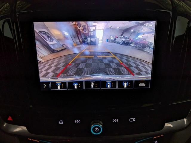 used 2020 Chevrolet Traverse car, priced at $21,998