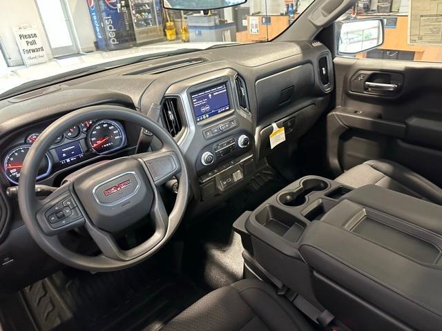 new 2025 GMC Sierra 1500 car, priced at $43,940