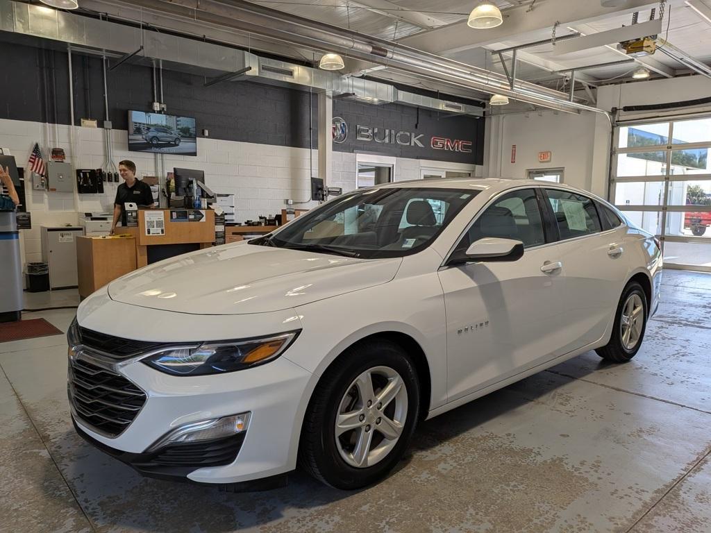 used 2020 Chevrolet Malibu car, priced at $14,994