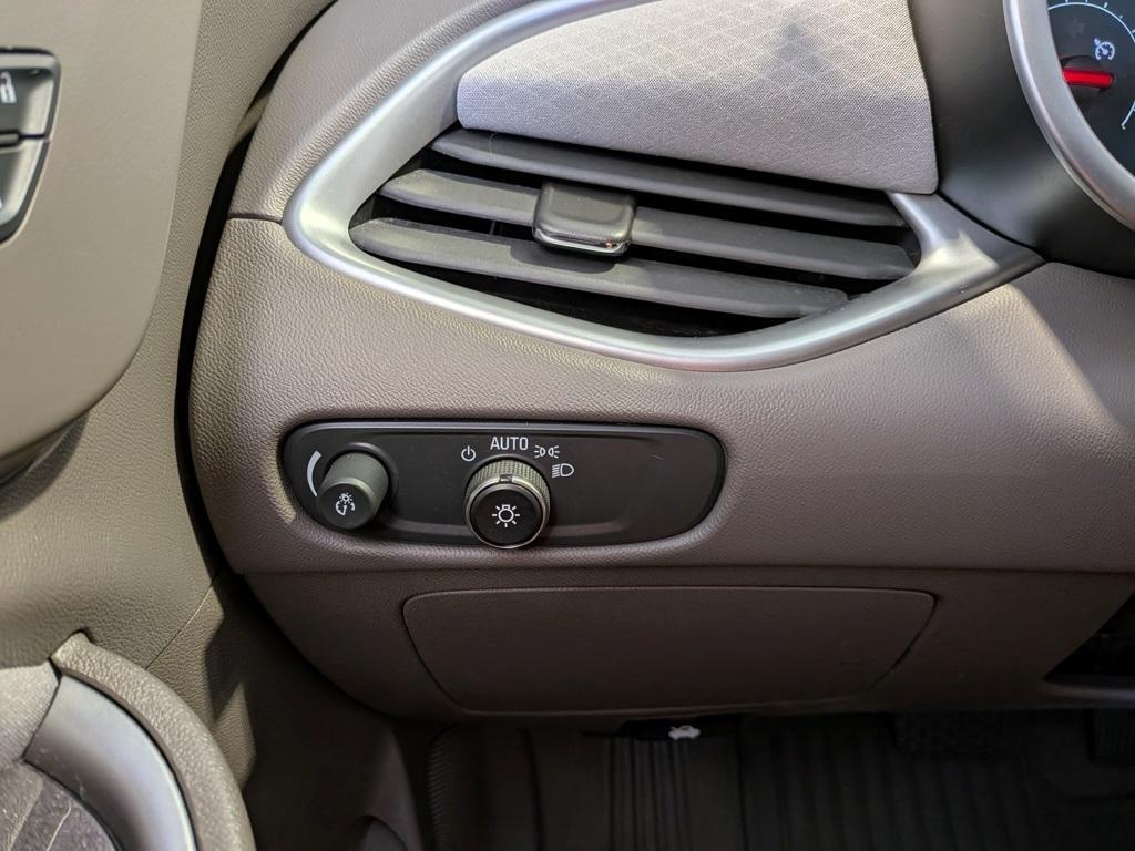 used 2020 Chevrolet Malibu car, priced at $14,994