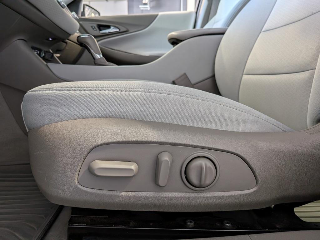 used 2020 Chevrolet Malibu car, priced at $14,994