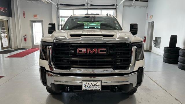 new 2024 GMC Sierra 2500 car, priced at $65,999