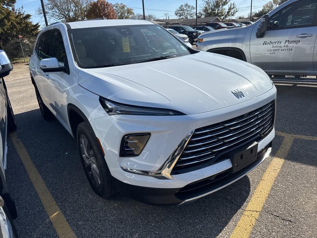 used 2025 Buick Enclave car, priced at $40,799