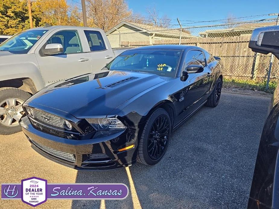 used 2014 Ford Mustang car