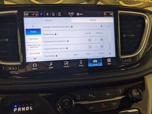 used 2024 Chrysler Pacifica car, priced at $35,999