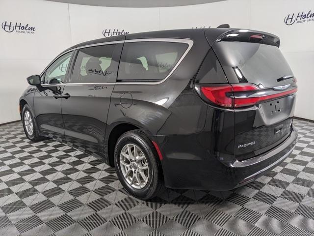 used 2024 Chrysler Pacifica car, priced at $35,999