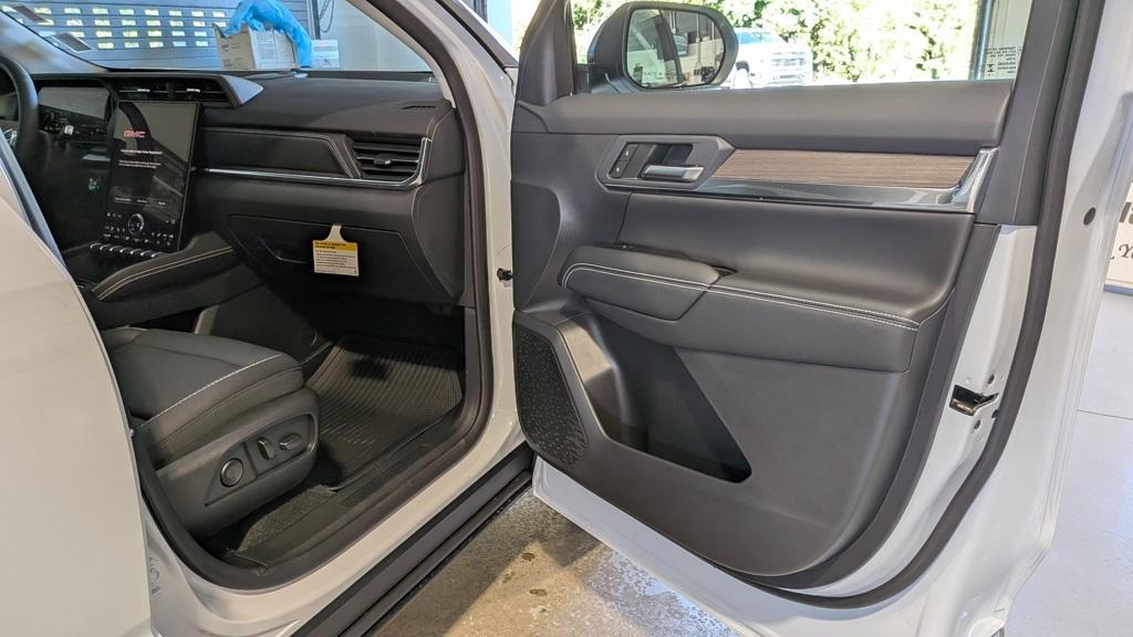 new 2026 GMC Terrain car, priced at $47,570