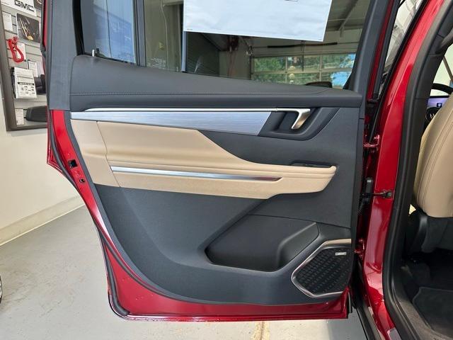 new 2025 Buick Enclave car, priced at $47,280
