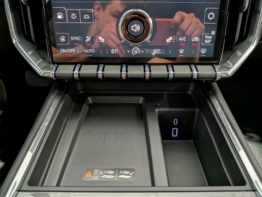 used 2025 GMC Acadia car, priced at $36,495