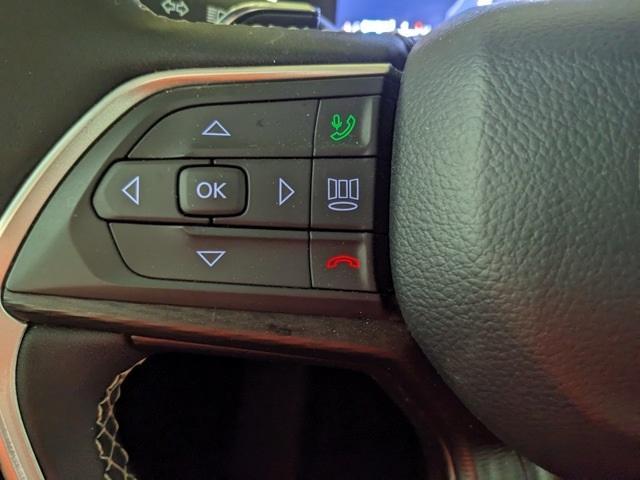 used 2024 Jeep Grand Cherokee car, priced at $31,499