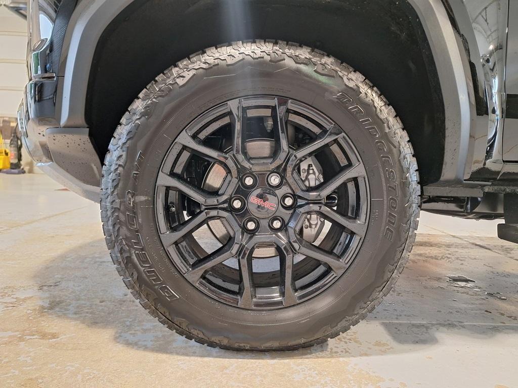 new 2025 GMC Canyon car, priced at $53,695