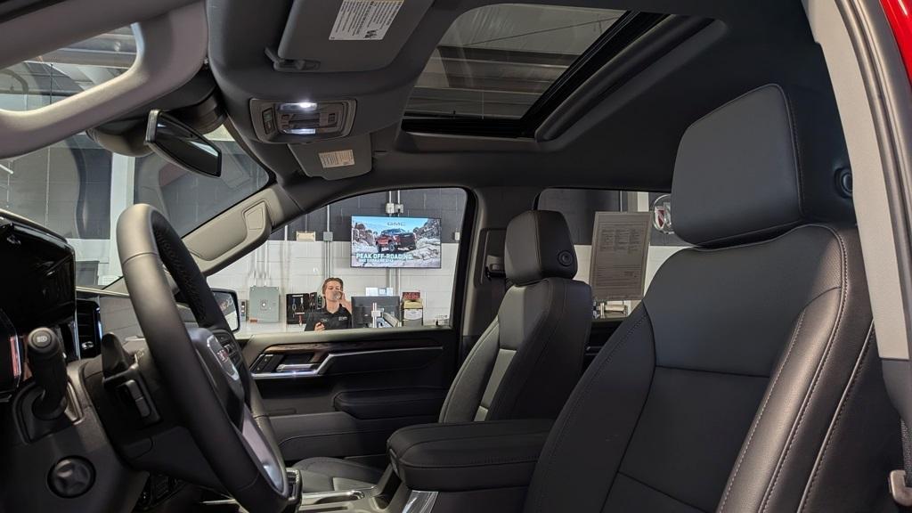 used 2025 GMC Sierra 1500 car, priced at $55,999