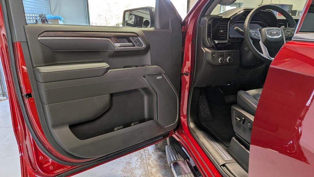 used 2025 GMC Sierra 1500 car, priced at $55,999